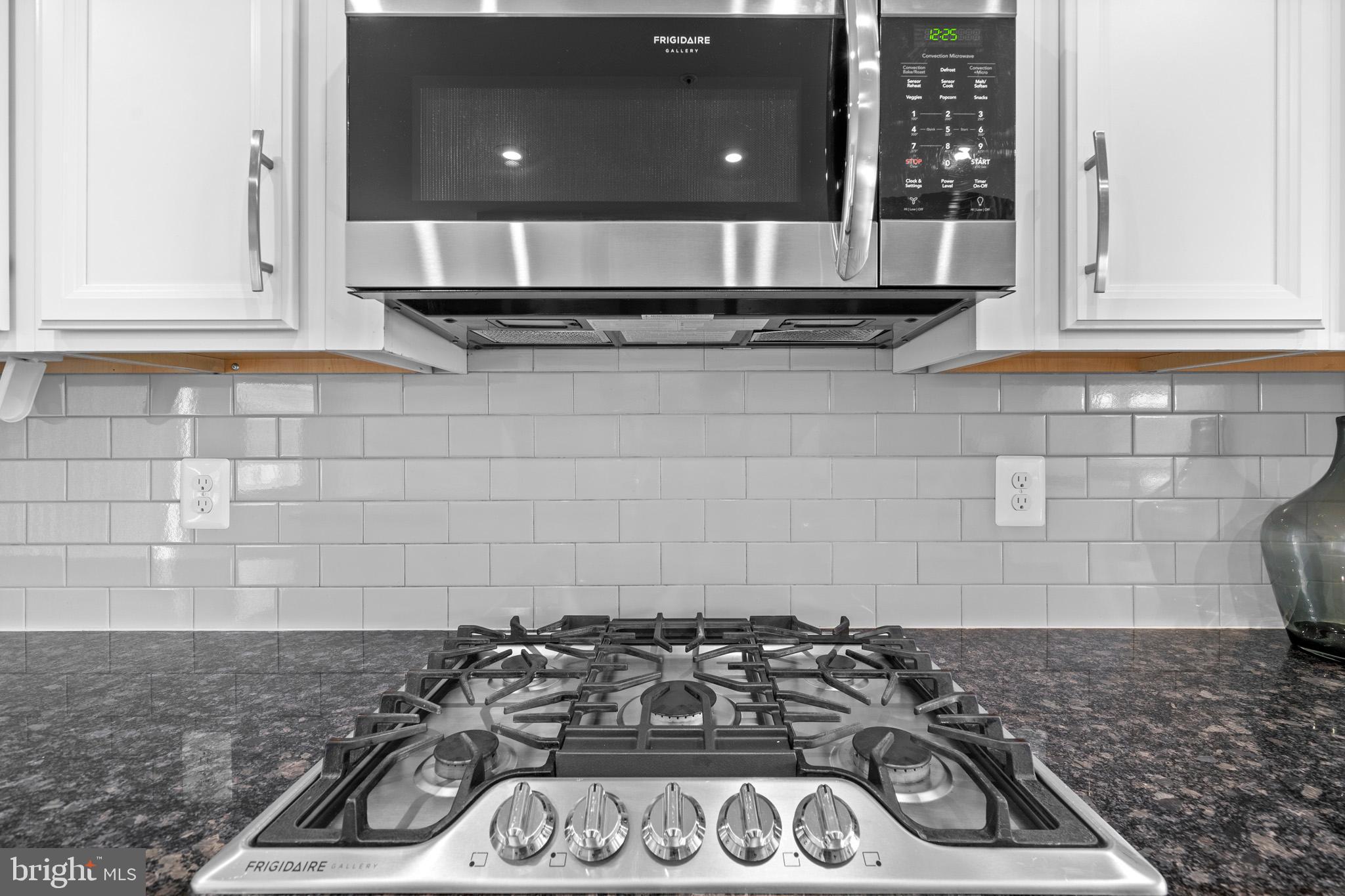 HAMILTON PARK - Residential