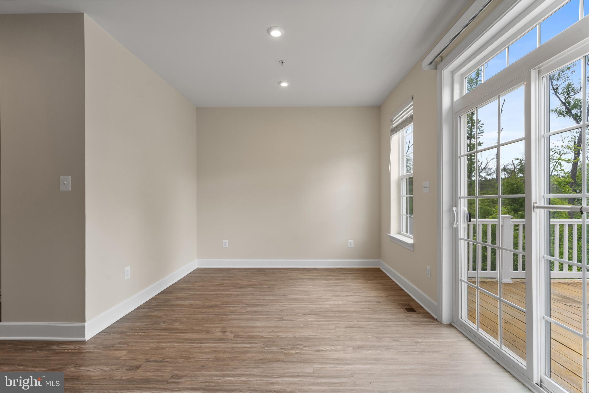 HAMILTON PARK - Residential