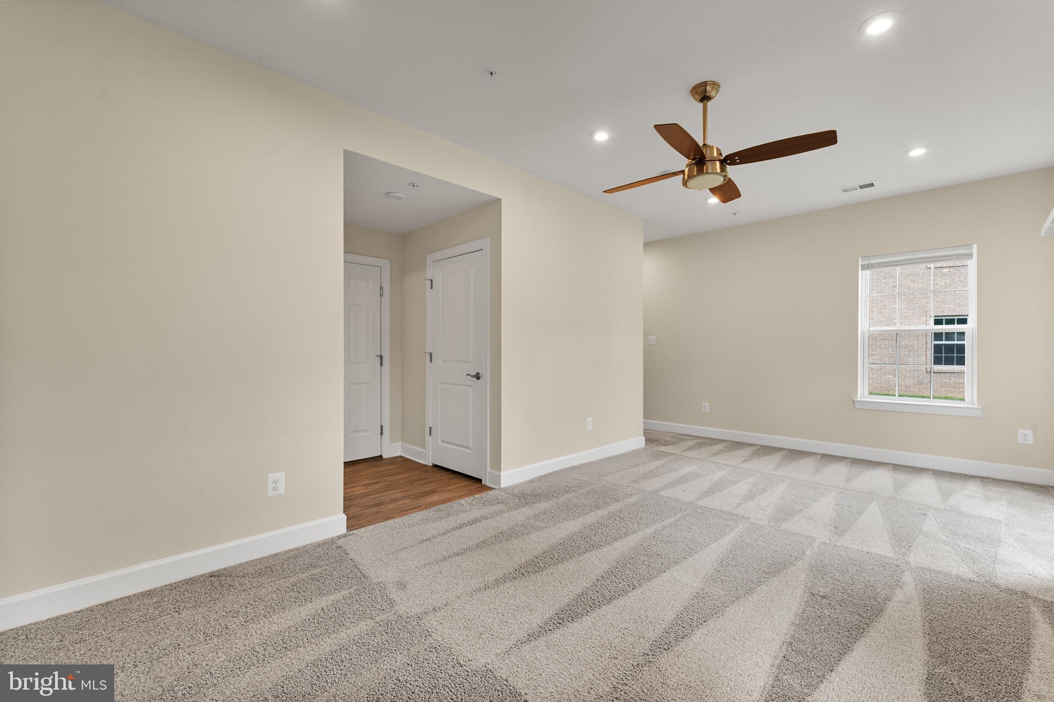 HAMILTON PARK - Residential