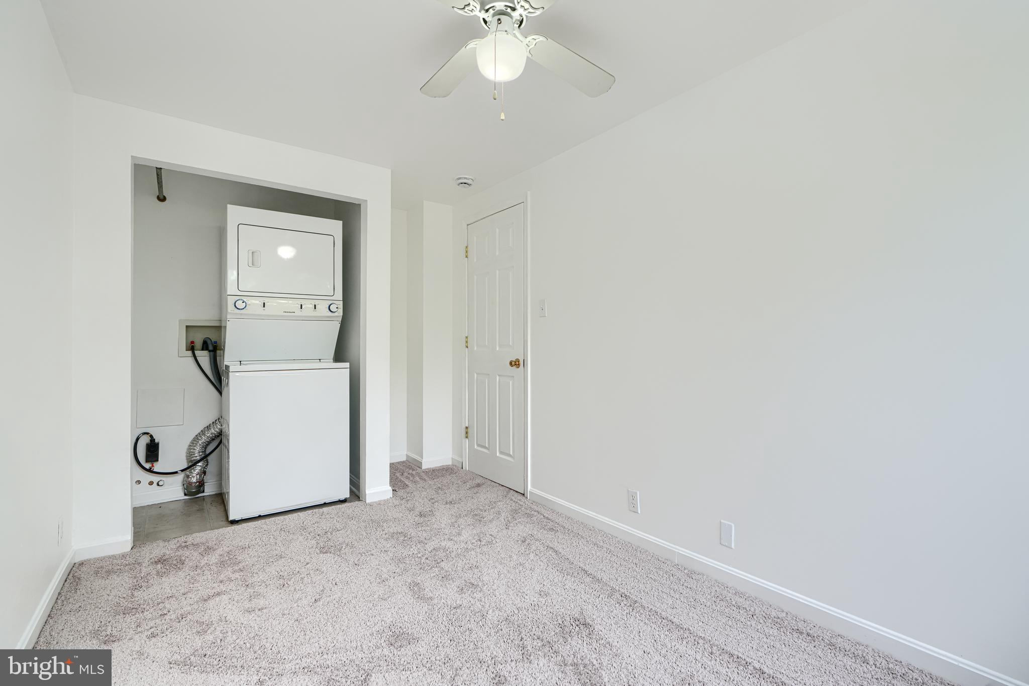 RIVERVIEW - Residential