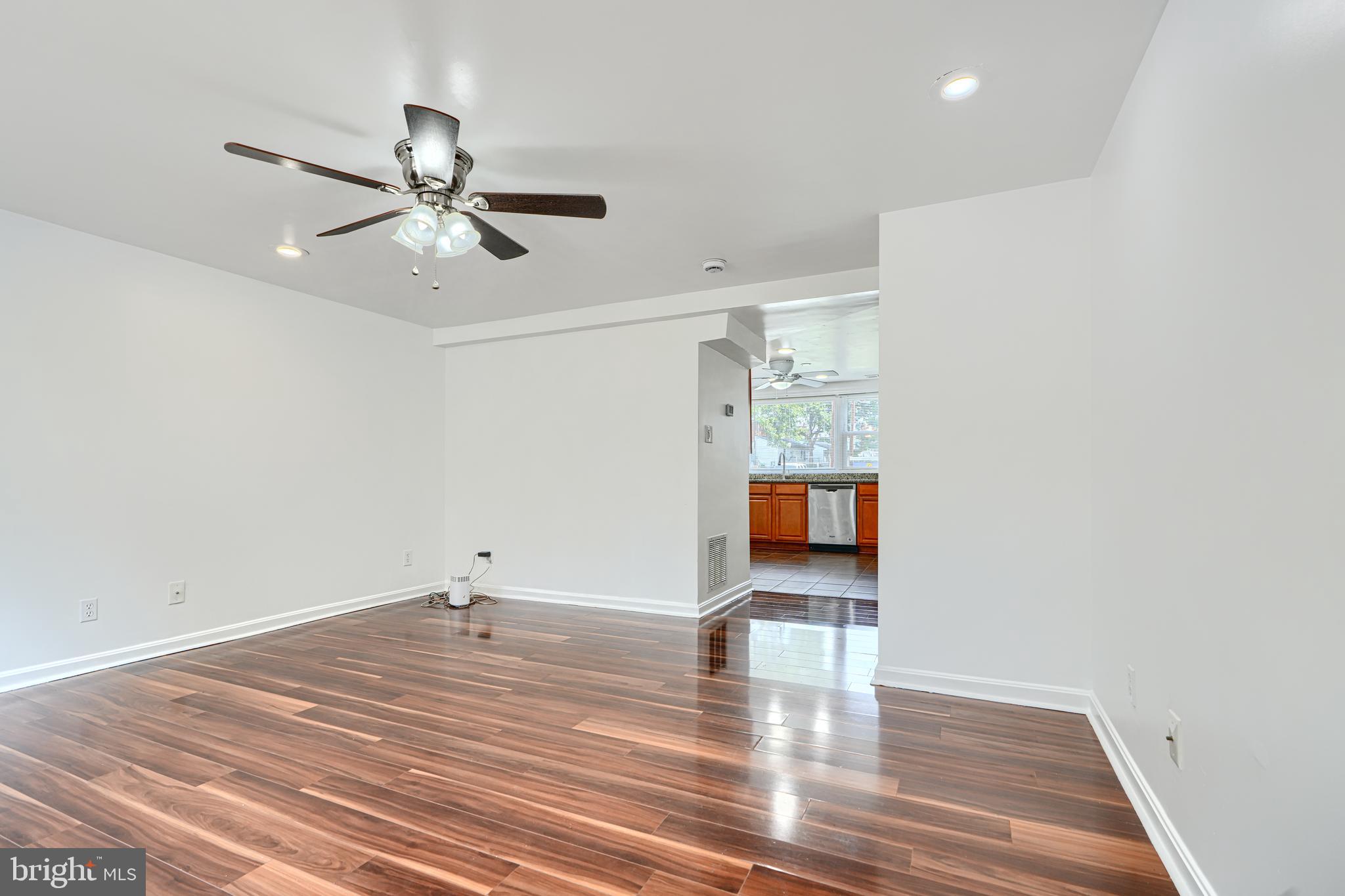 RIVERVIEW - Residential