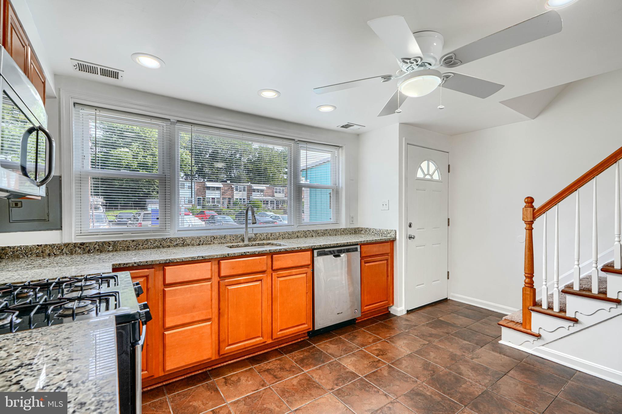 RIVERVIEW - Residential