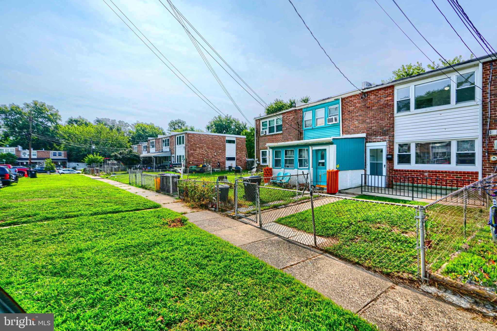 925 CATAWBA COURT