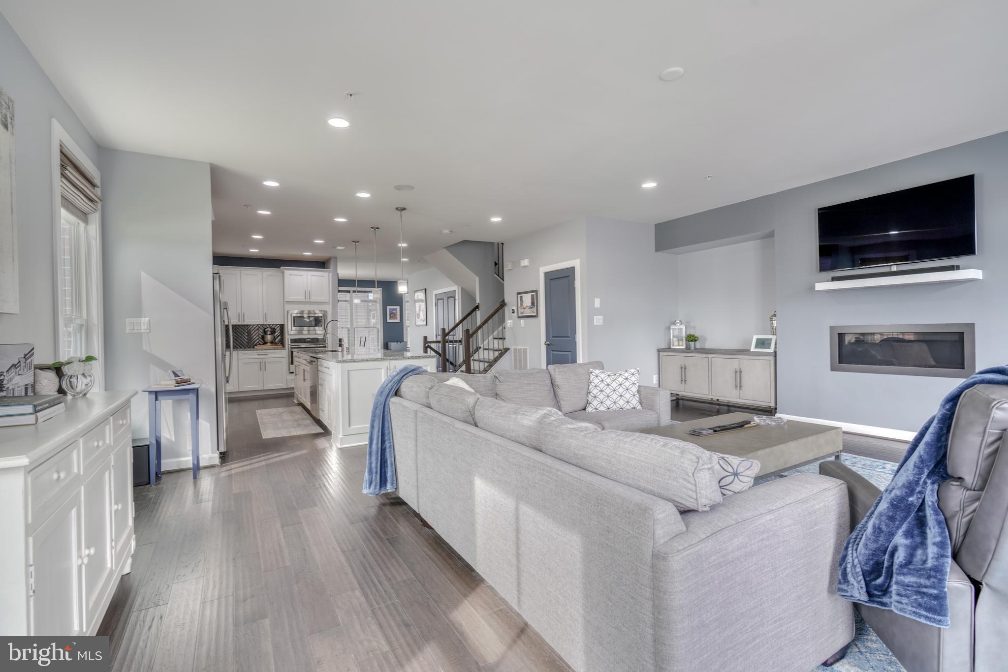 GREENLEIGH AT CROSSROADS - Residential