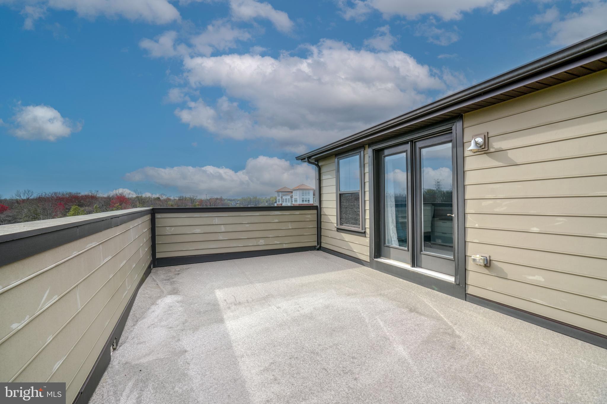 GREENLEIGH AT CROSSROADS - Residential