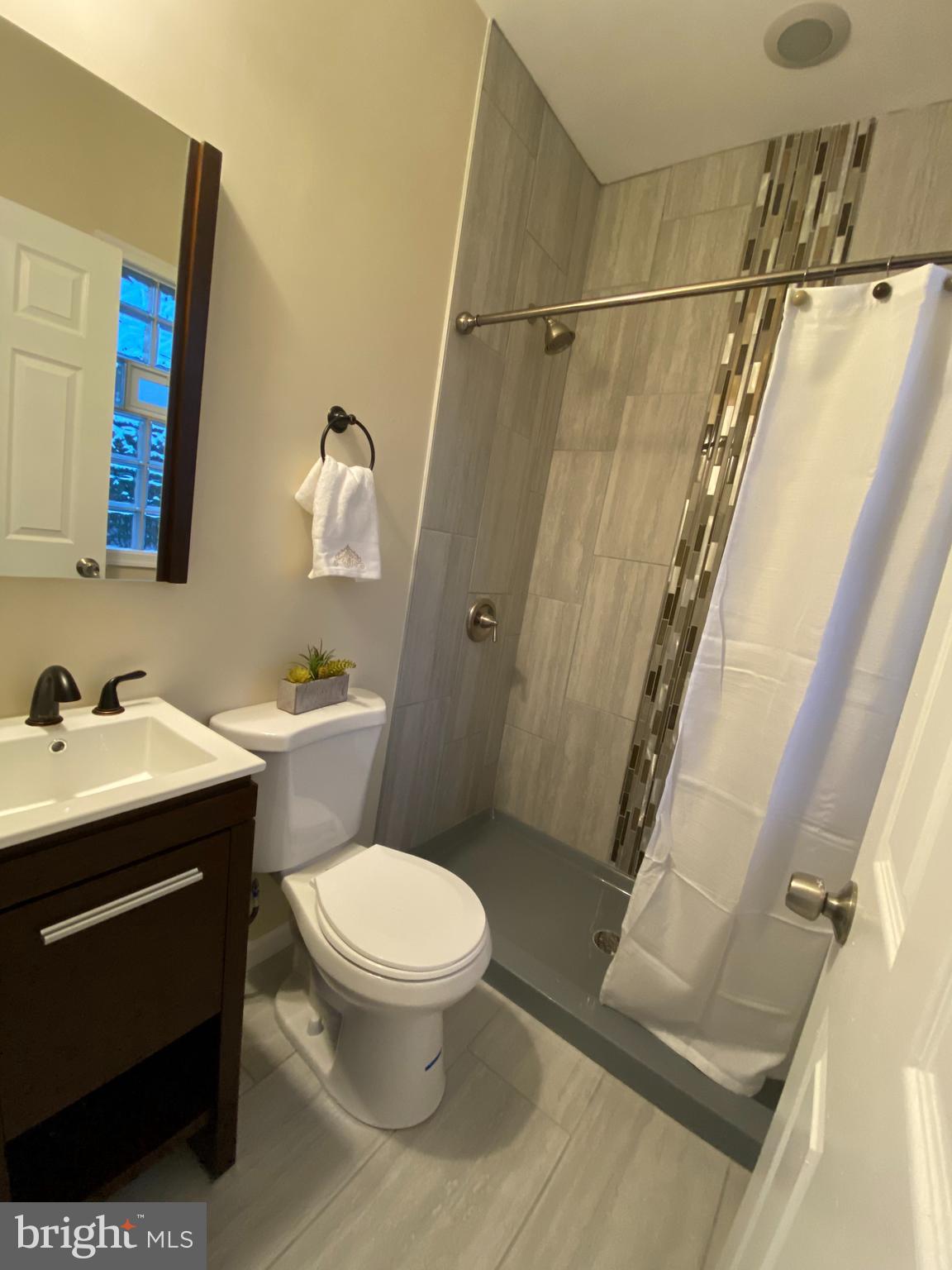 LAURAVILLE HISTORIC DISTRICT - Residential