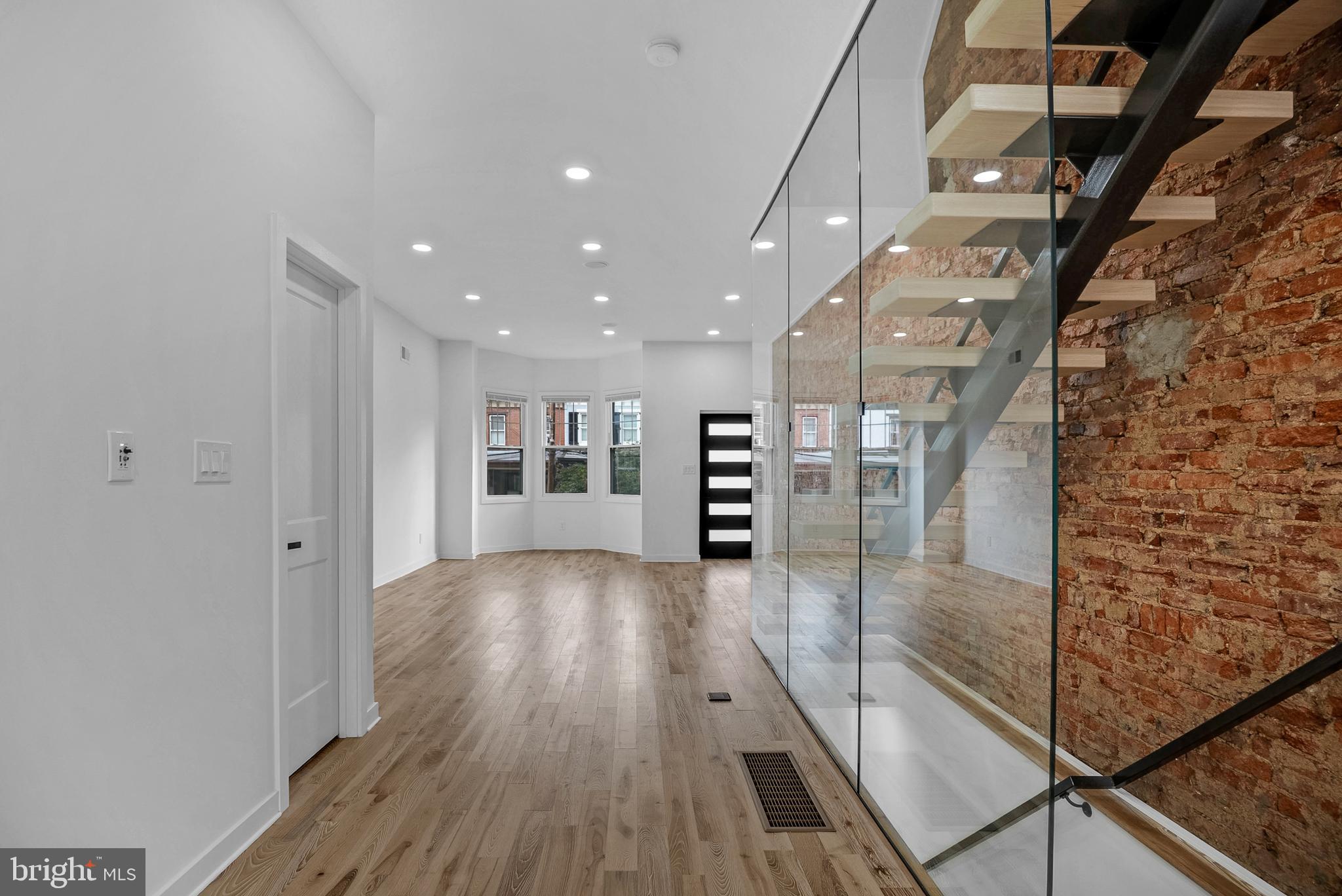 ART MUSEUM AREA - Residential