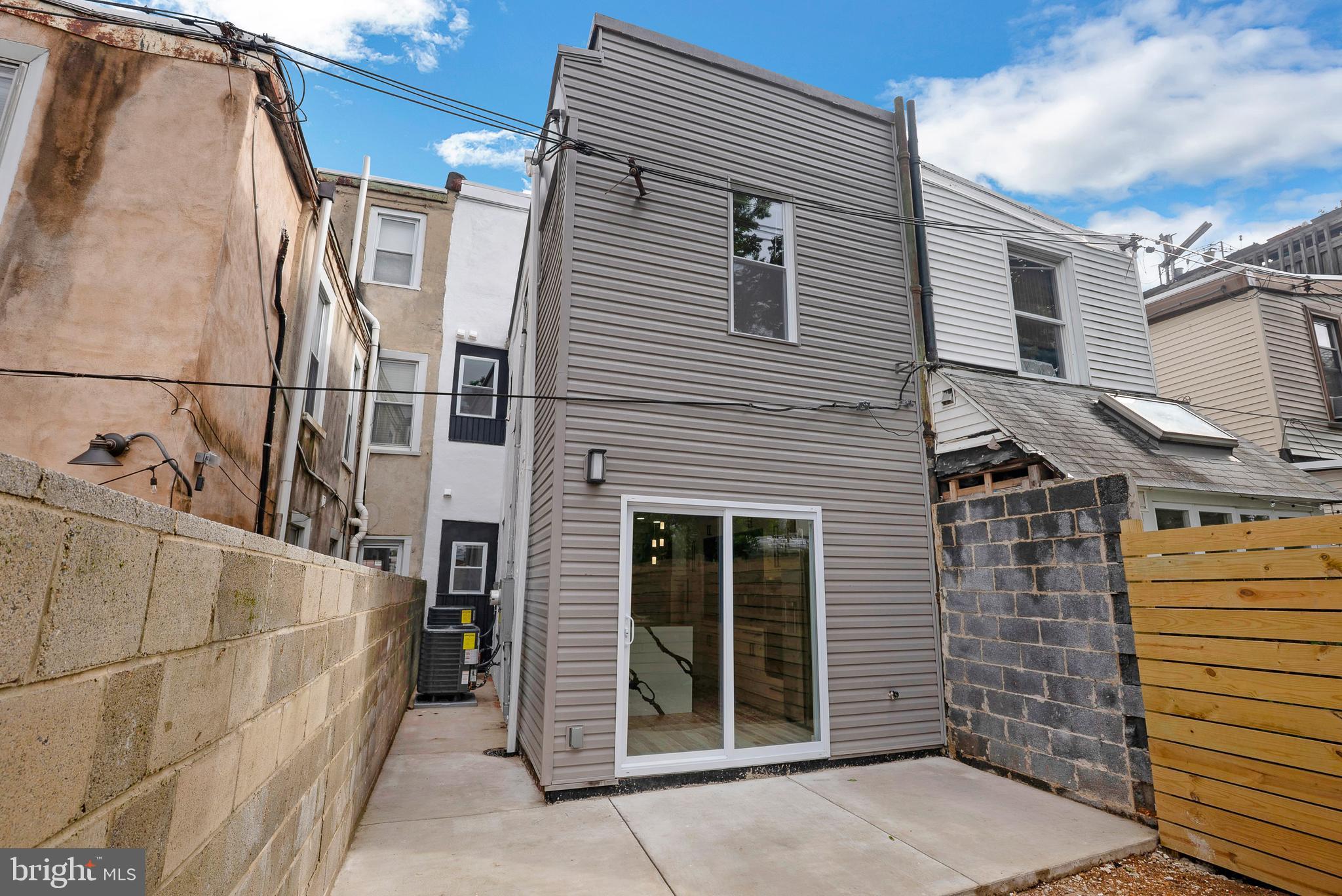 ART MUSEUM AREA - Residential