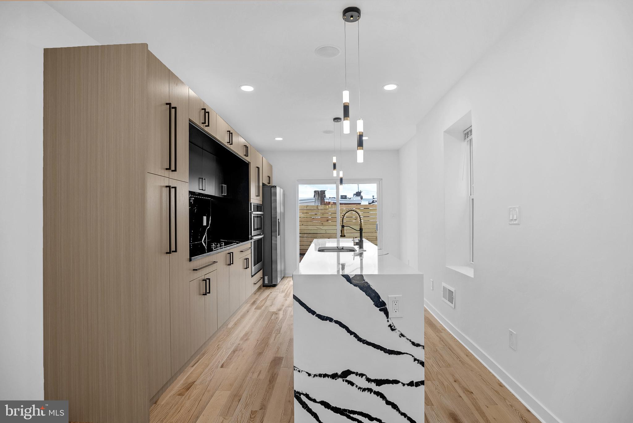 ART MUSEUM AREA - Residential
