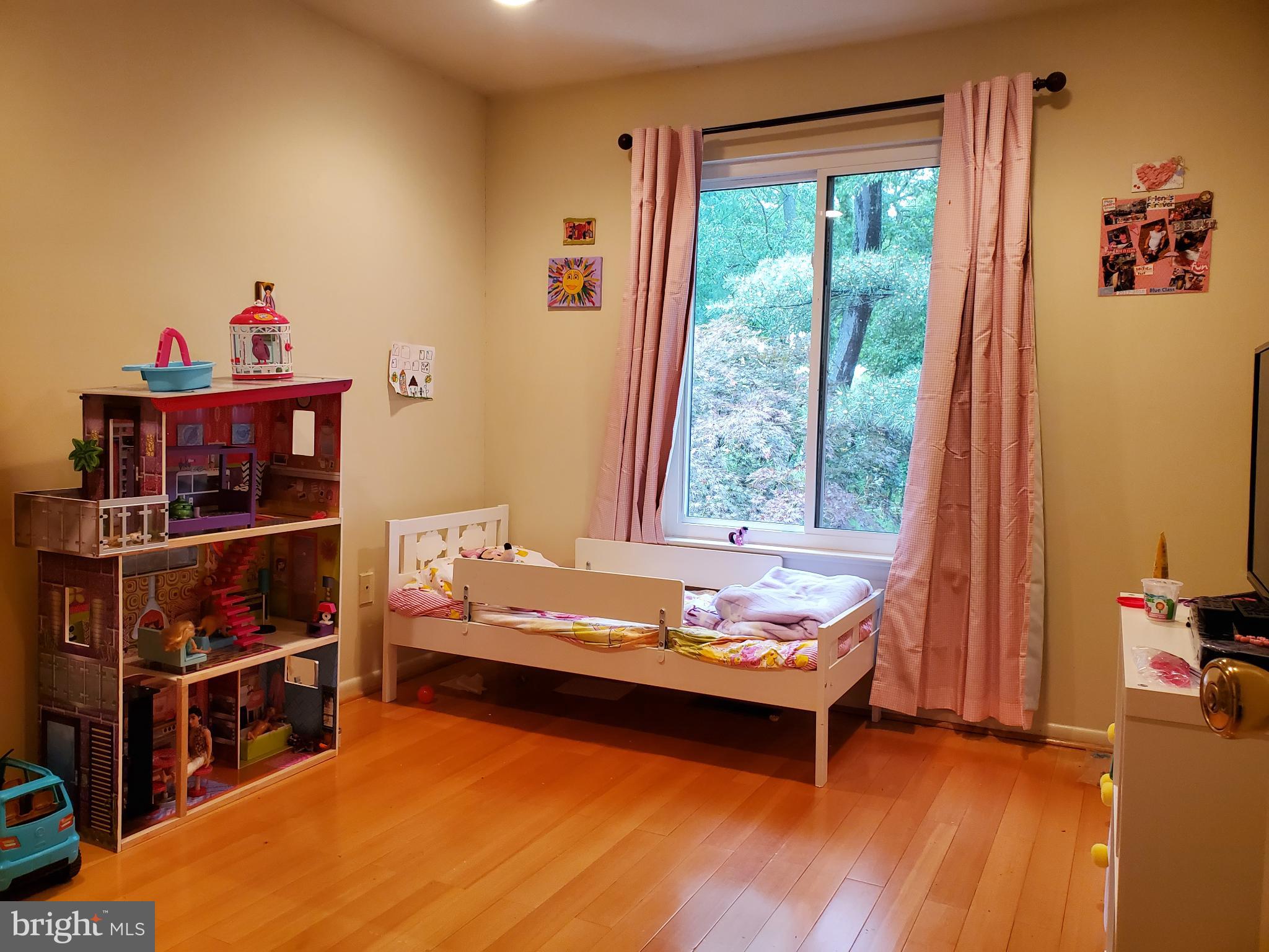 INVERNESS NORTH - Residential Lease