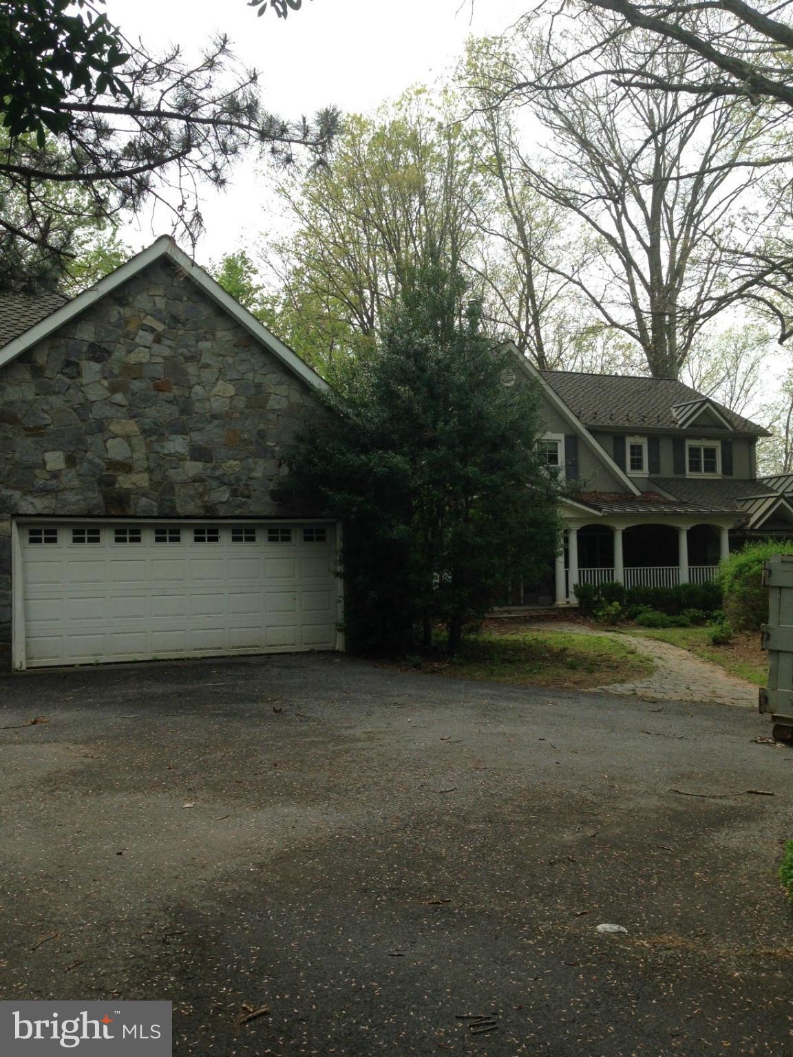 SADDLE RIDGE - Residential