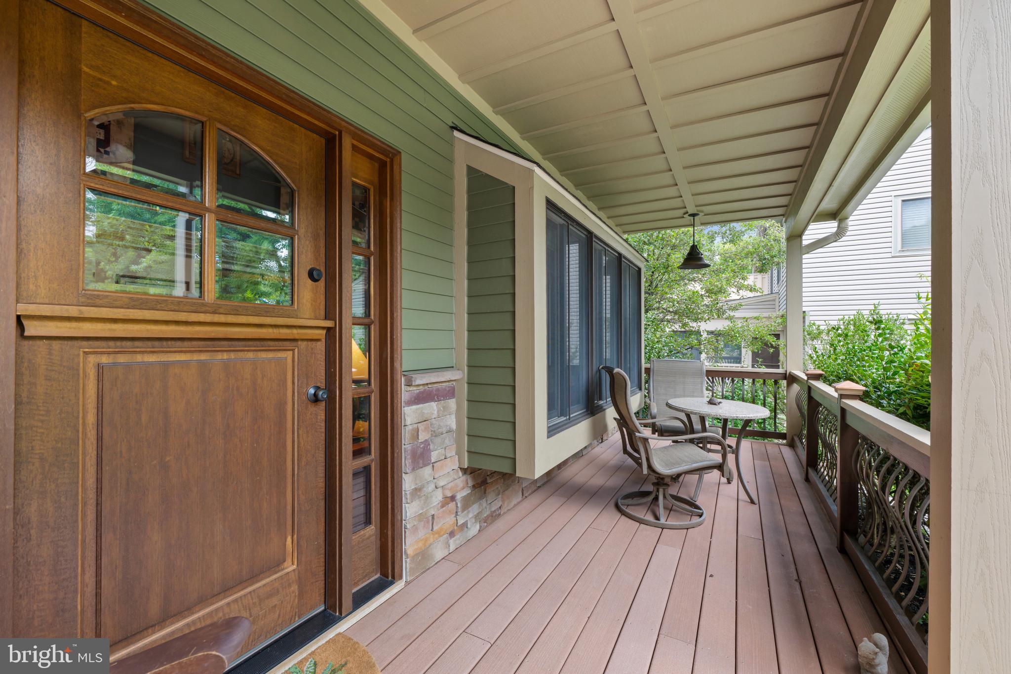 274 CAPOTE COURT W