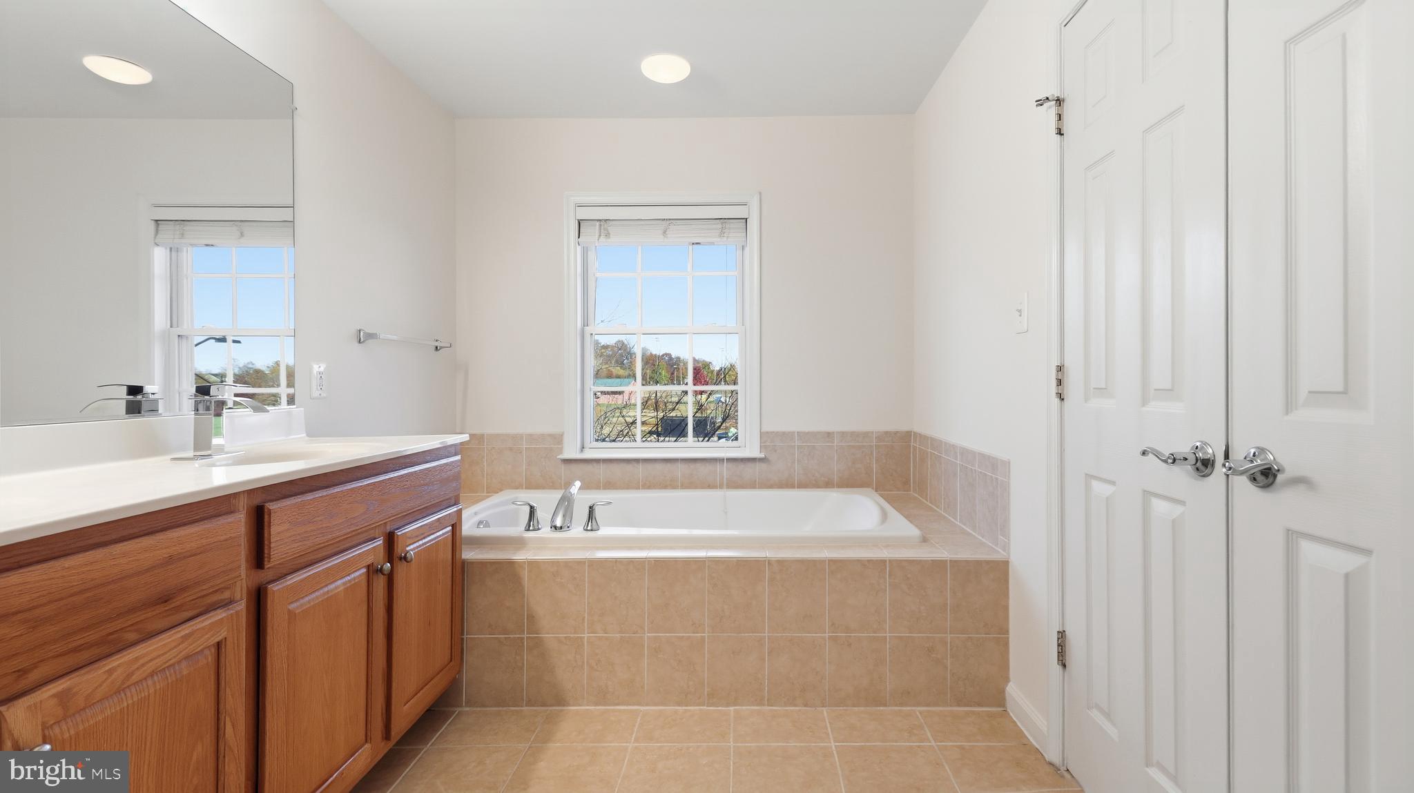 KING FARM IRVINGTON - Residential Lease