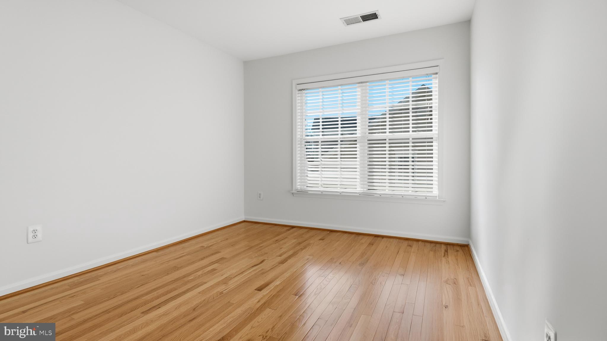 KING FARM IRVINGTON - Residential Lease