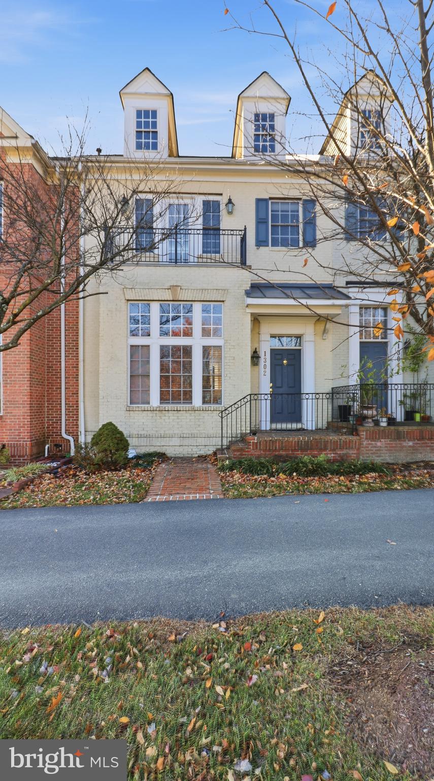 KING FARM IRVINGTON - Residential Lease