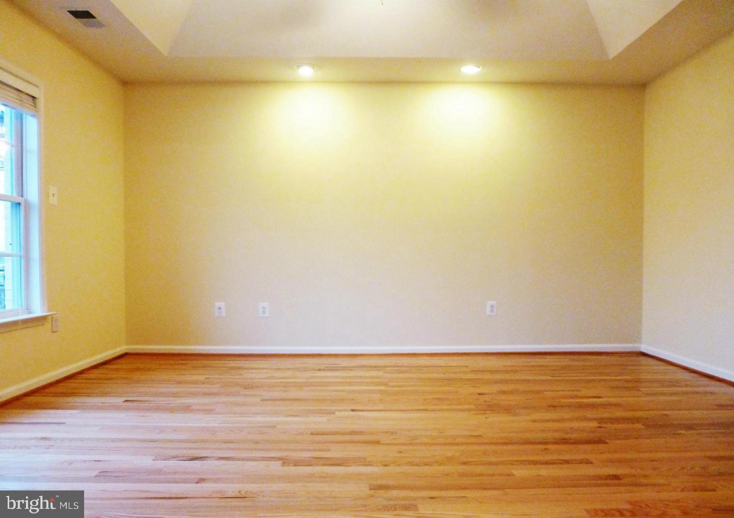 KING FARM IRVINGTON - Residential Lease