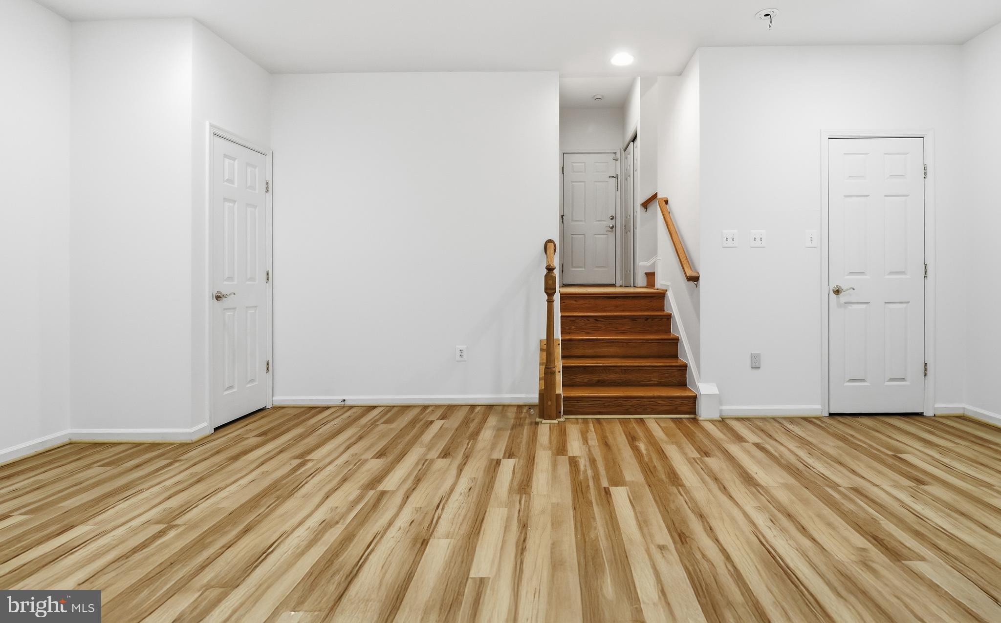 KING FARM IRVINGTON - Residential Lease