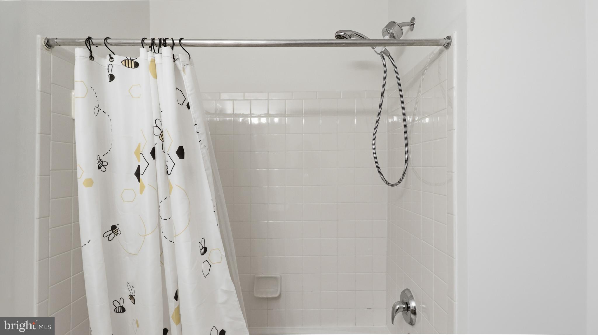 KING FARM IRVINGTON - Residential Lease