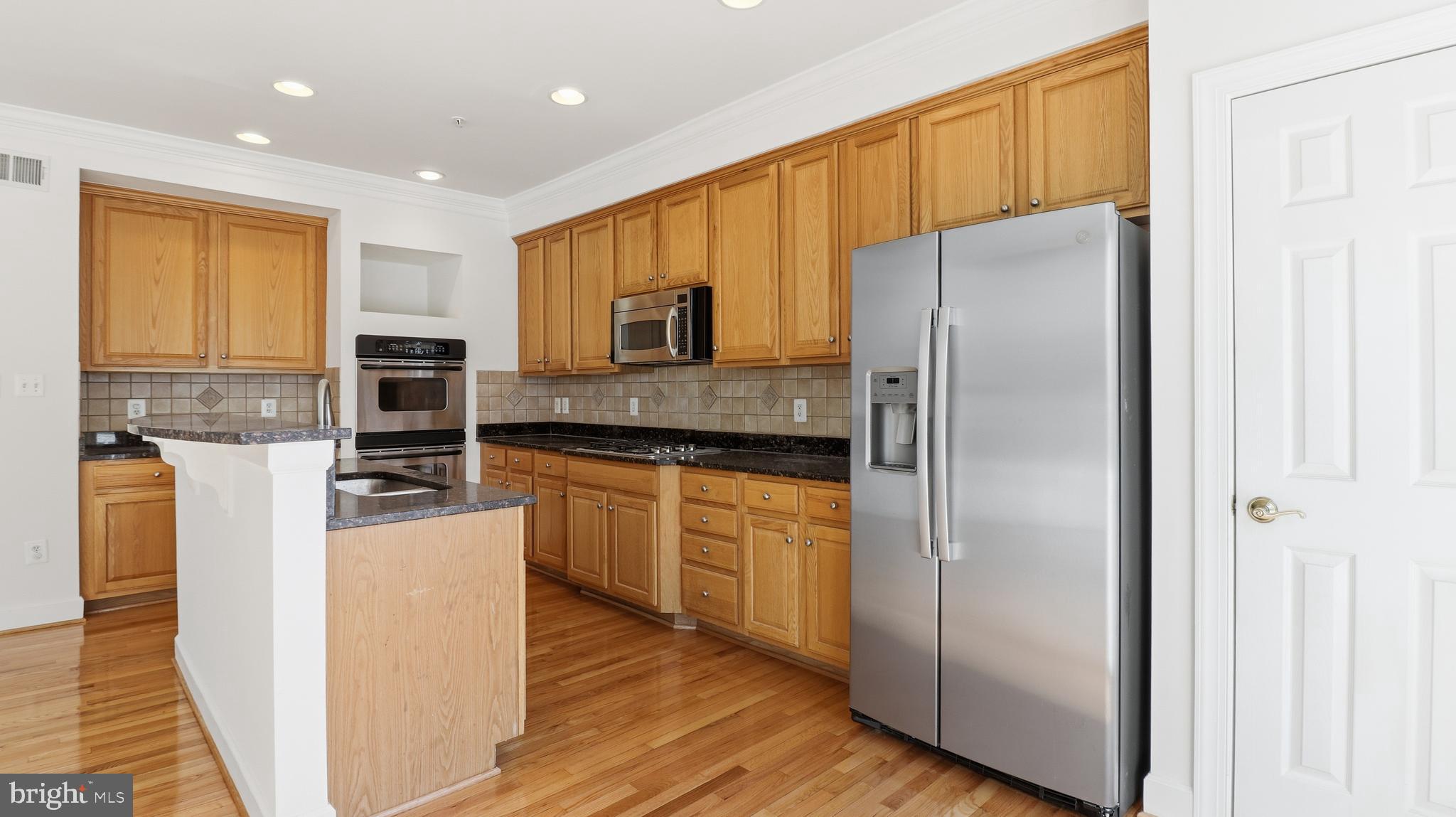 KING FARM IRVINGTON - Residential Lease