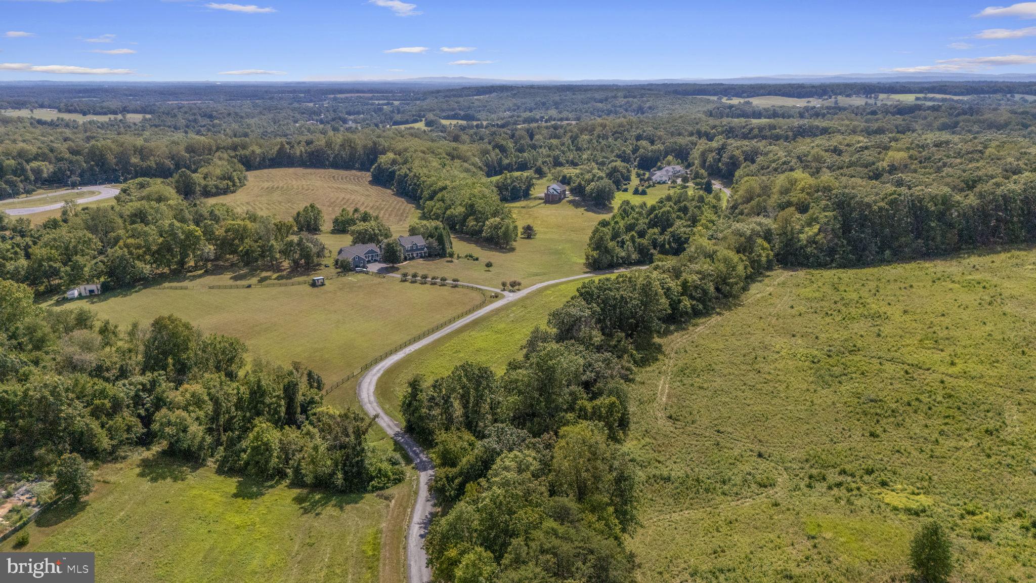 BUCK LODGE - Residential