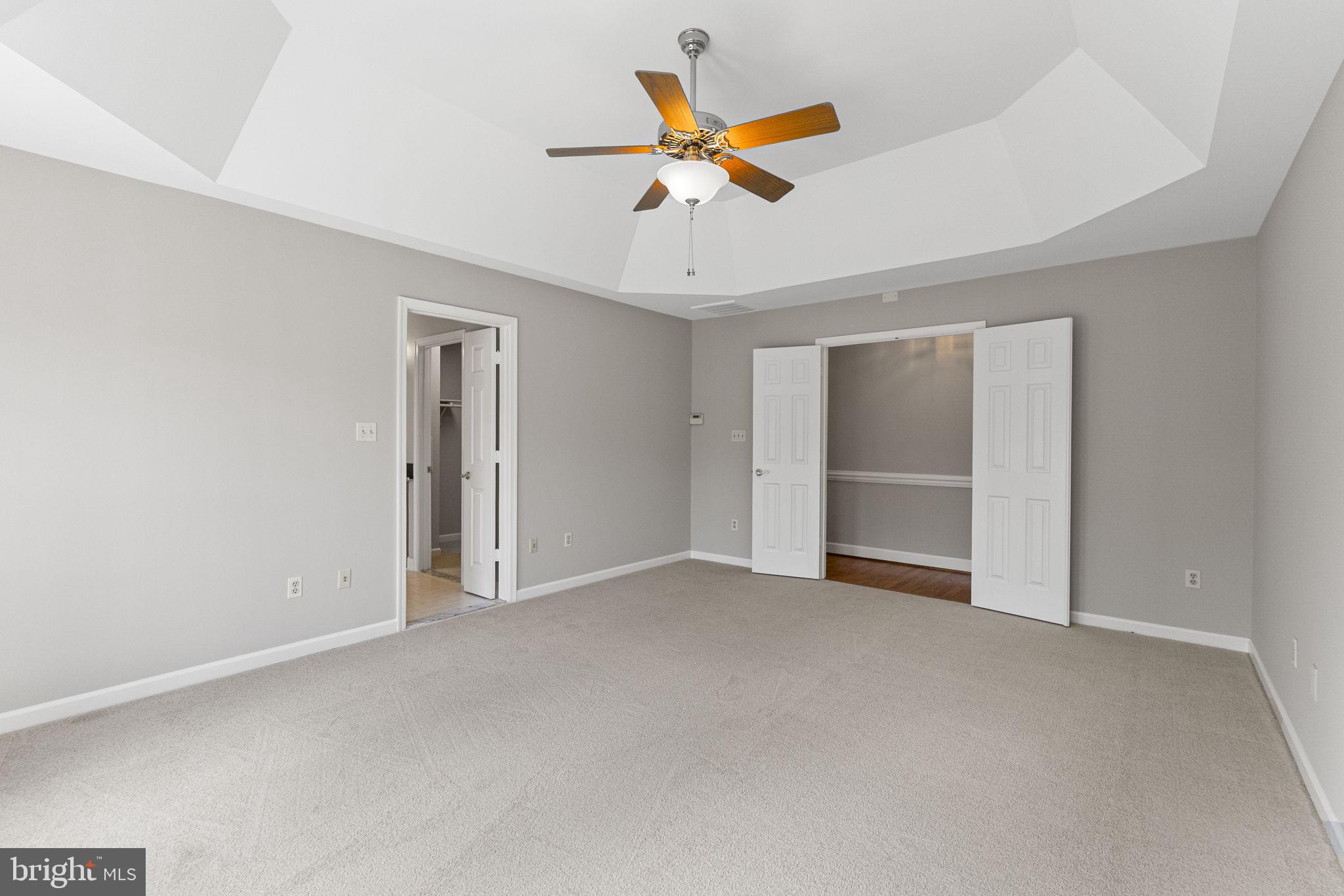 BUCK LODGE - Residential