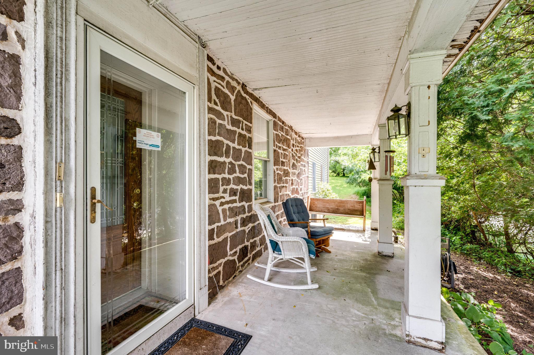 MONTROSE MANOR - Residential