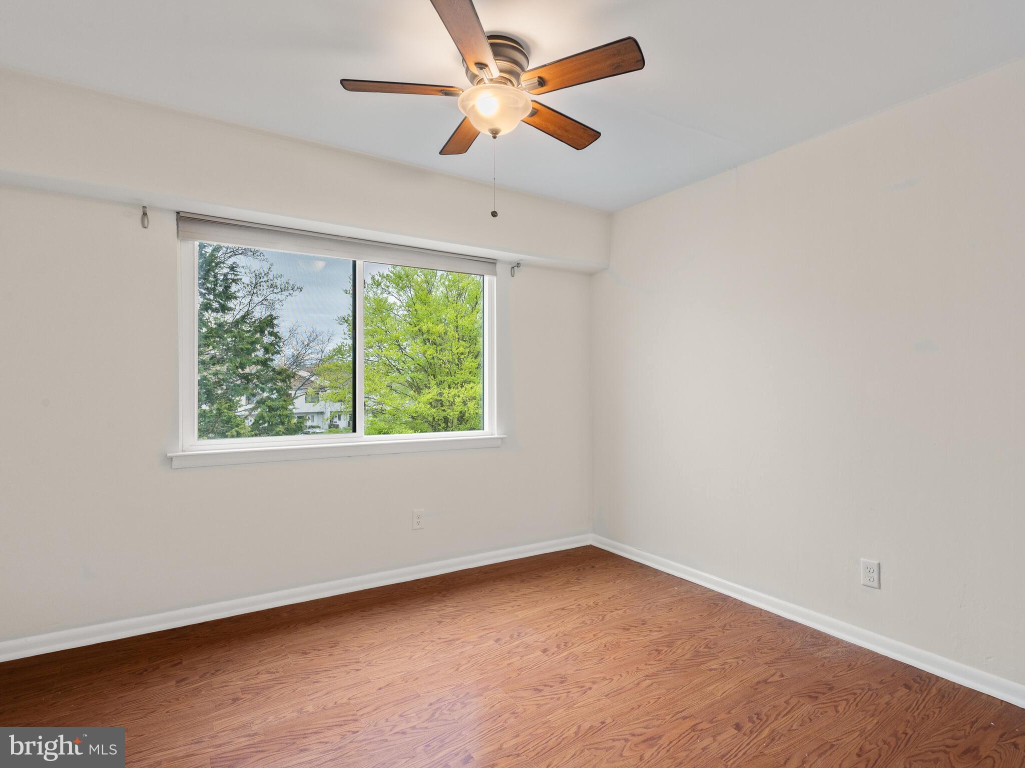 SUMMIT HOUSE - Residential