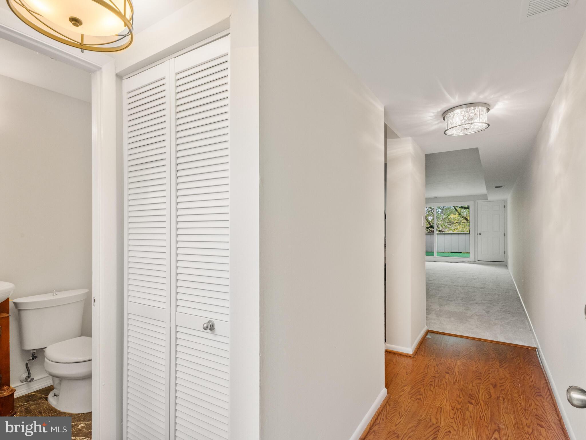 SUMMIT HOUSE - Residential