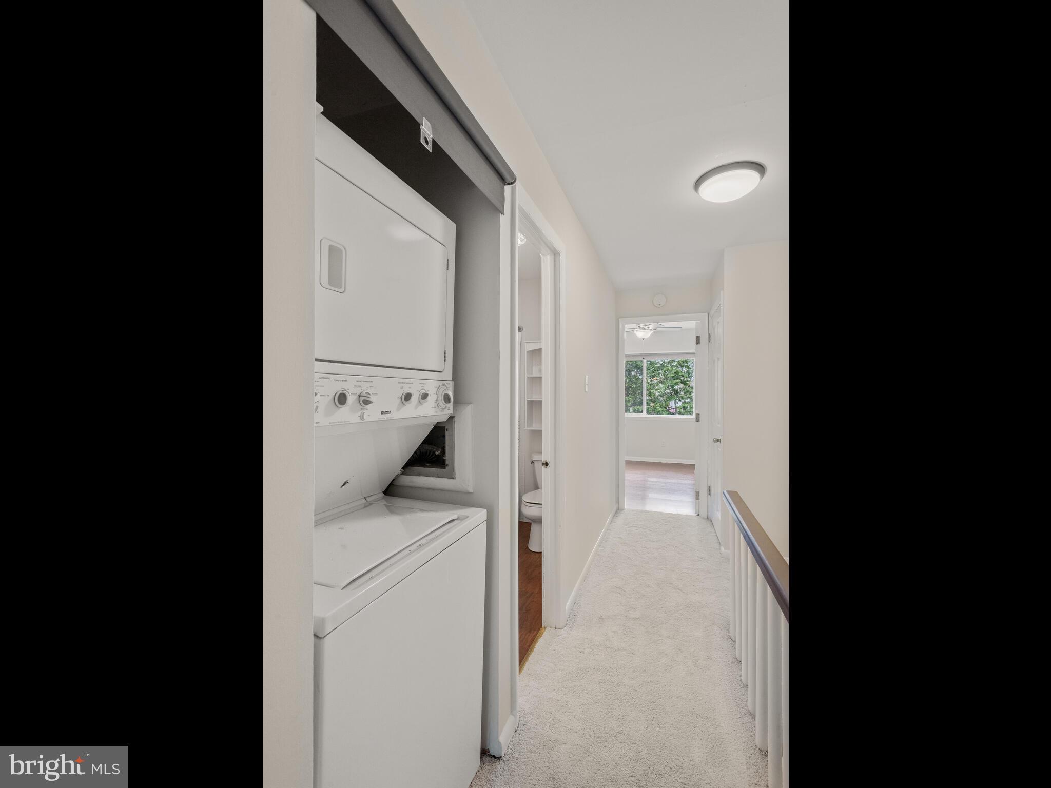 SUMMIT HOUSE - Residential