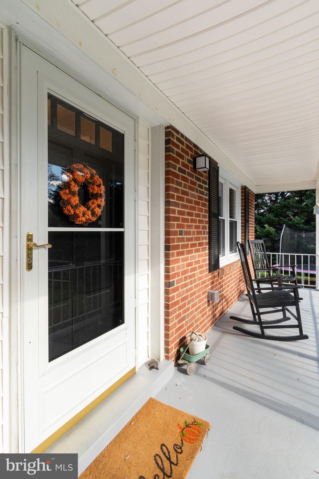 FAIRFAX ACRES - Residential