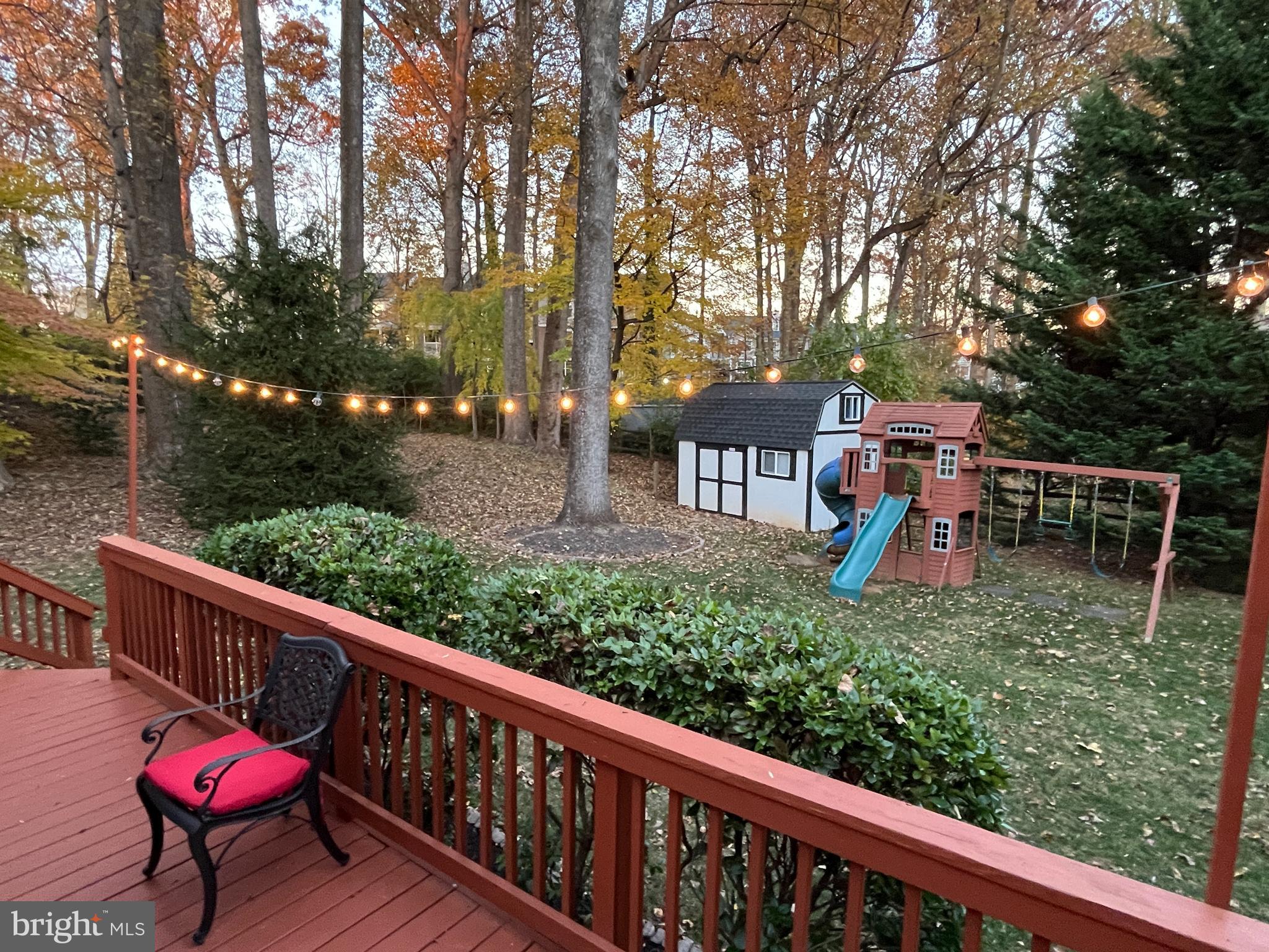 FAIRFAX ACRES - Residential