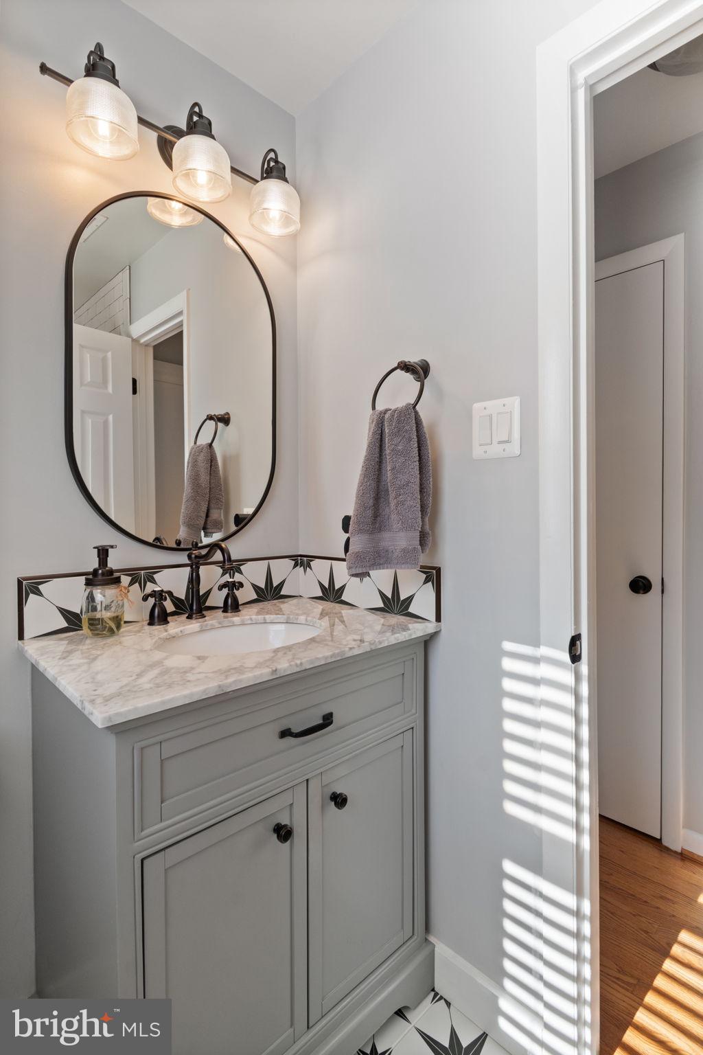 FAIRFAX ACRES - Residential