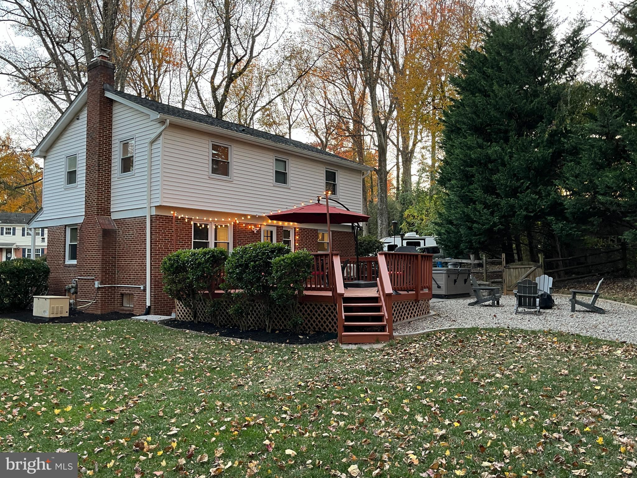 FAIRFAX ACRES - Residential