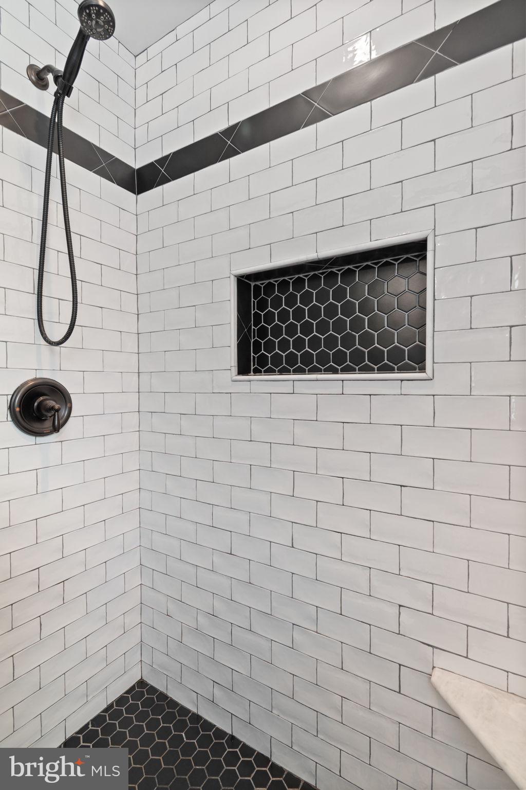 FAIRFAX ACRES - Residential