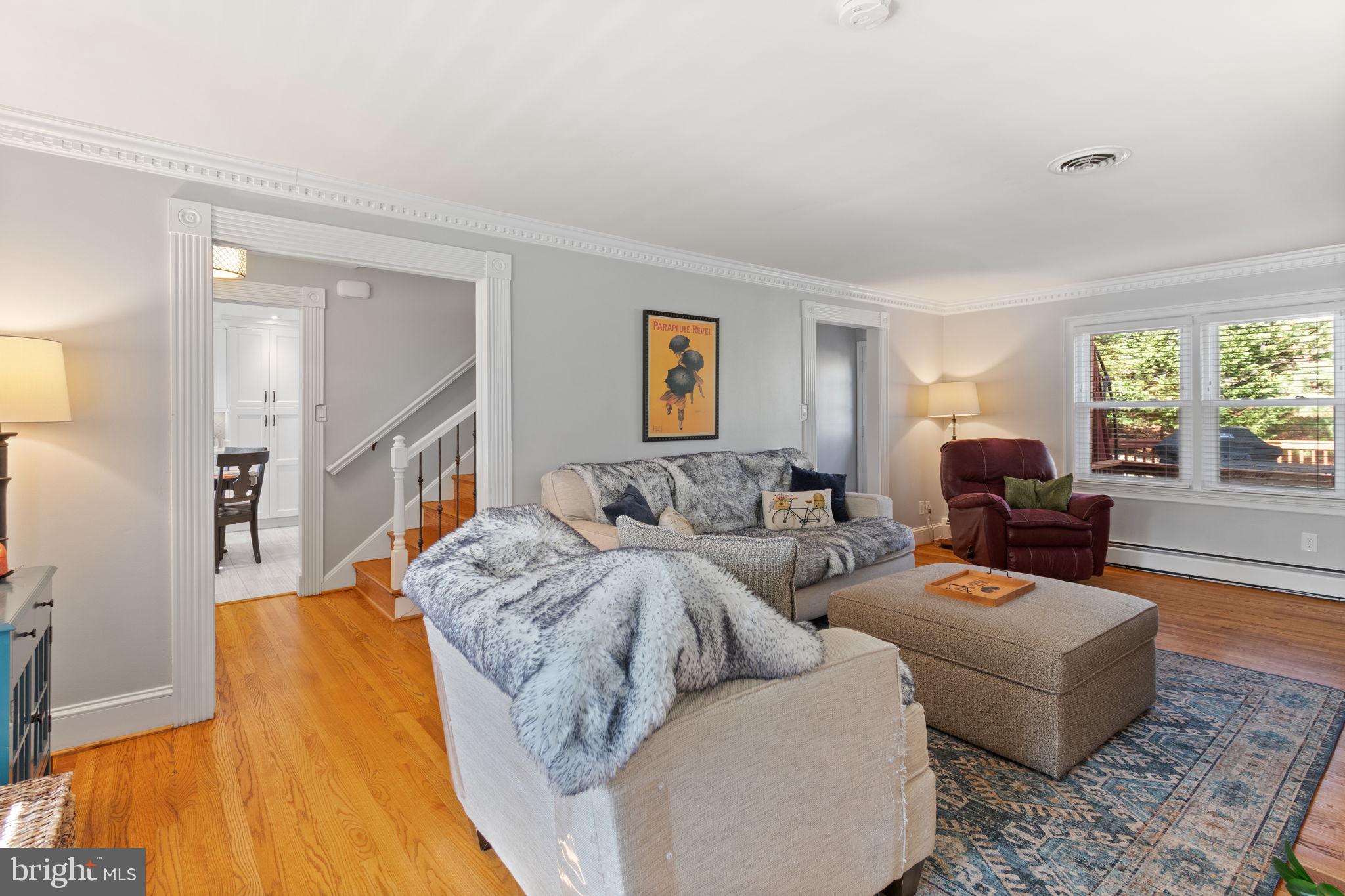 FAIRFAX ACRES - Residential