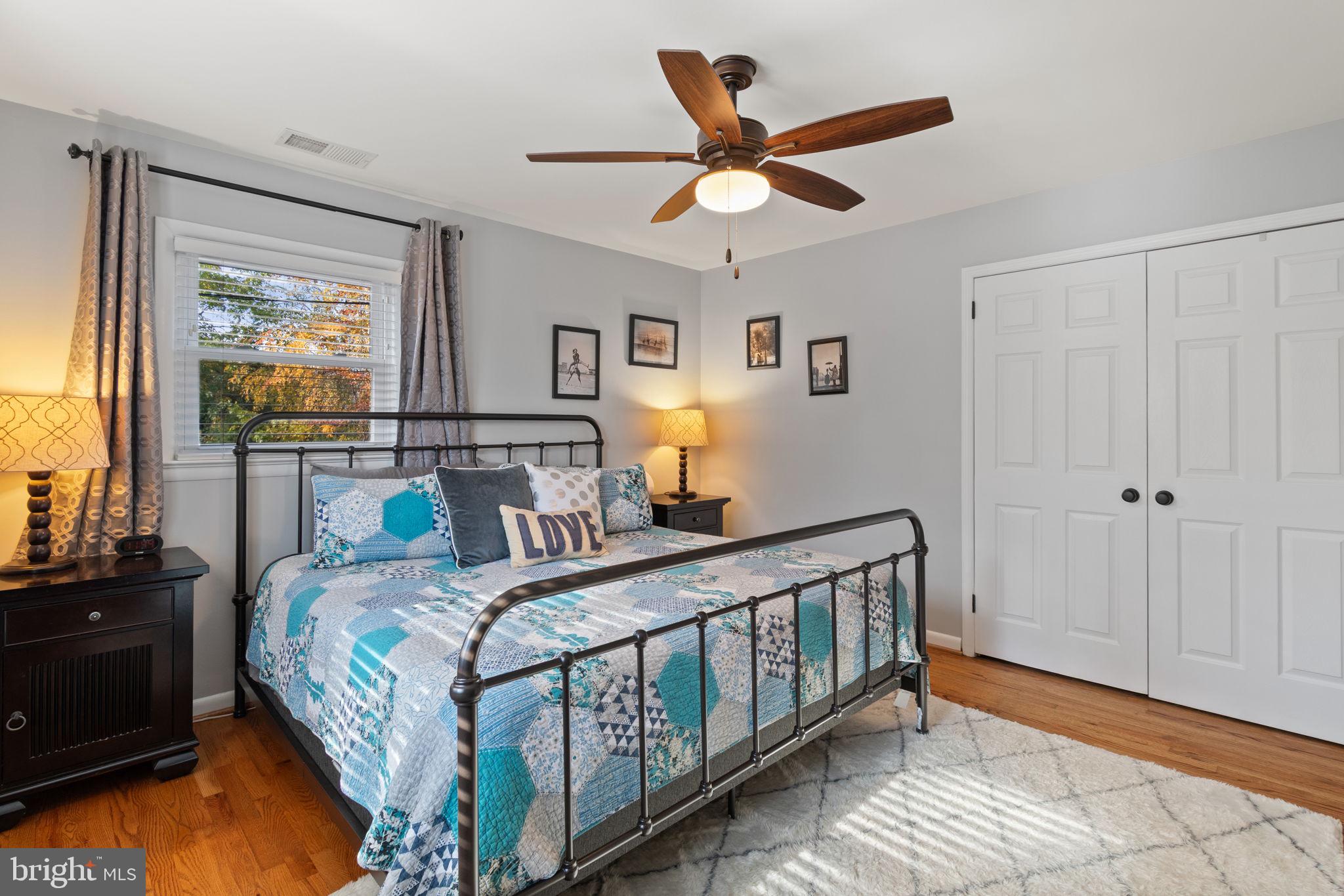 FAIRFAX ACRES - Residential