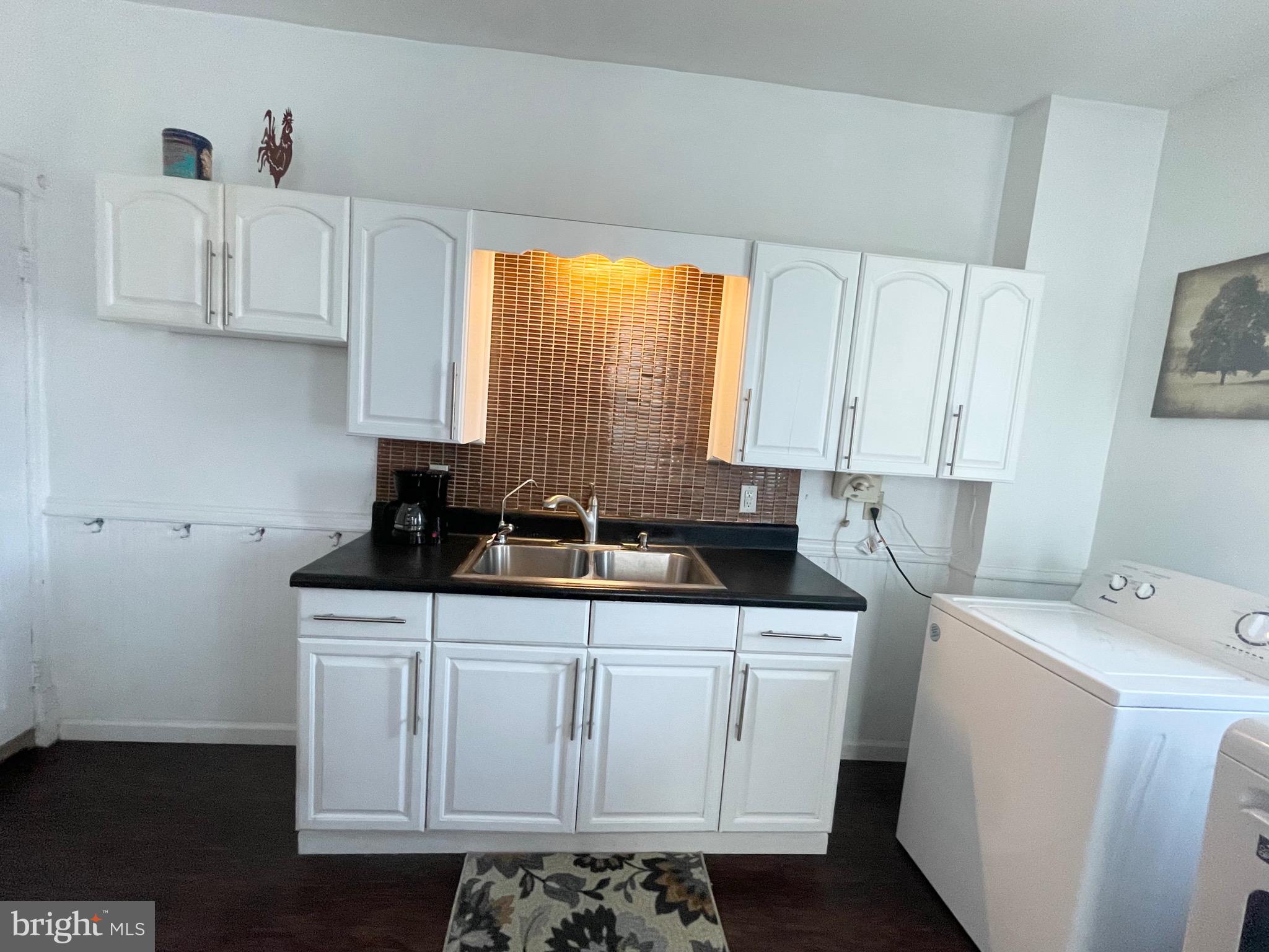 WEST END - Residential