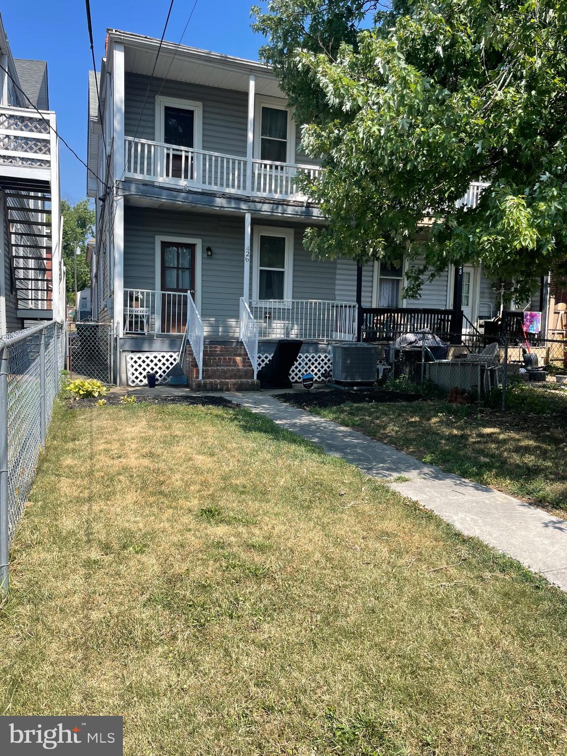 WEST END - Residential