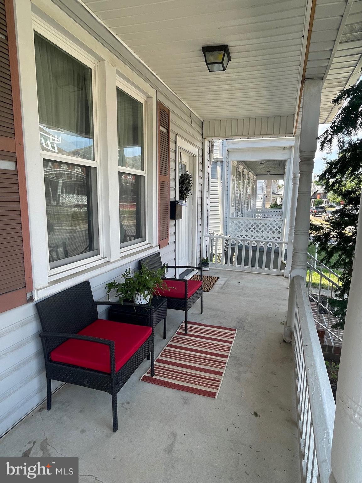 WEST END - Residential