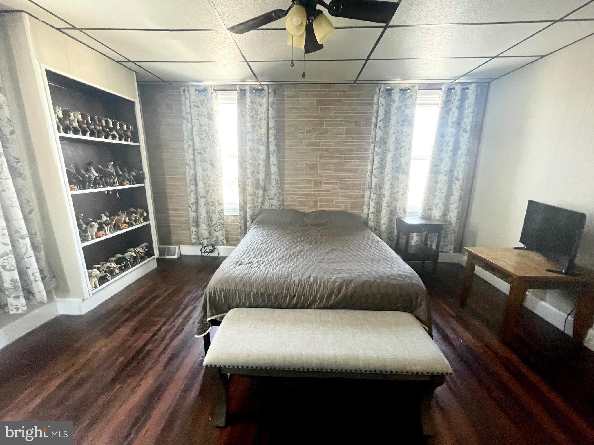 WEST END - Residential