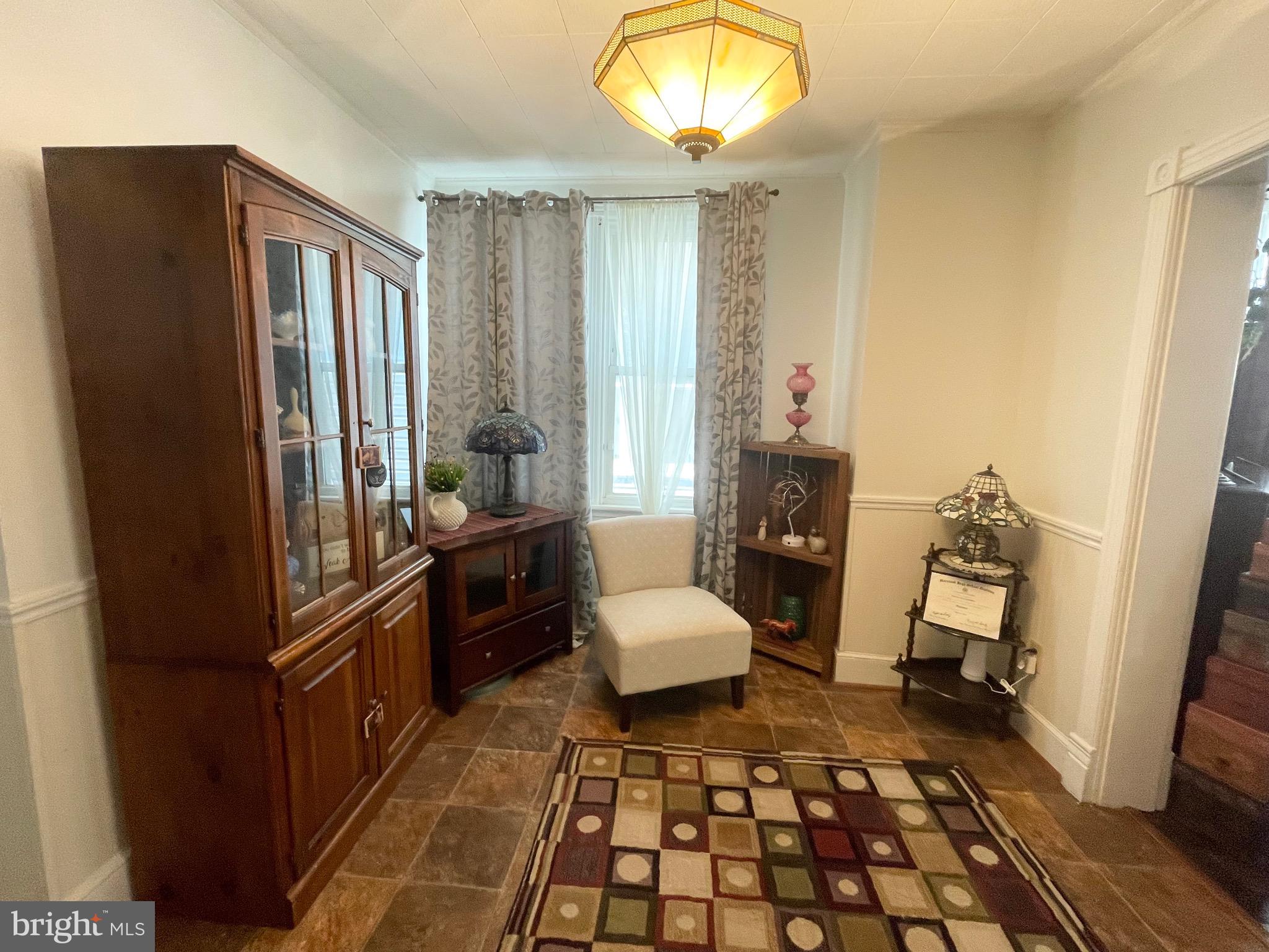 WEST END - Residential