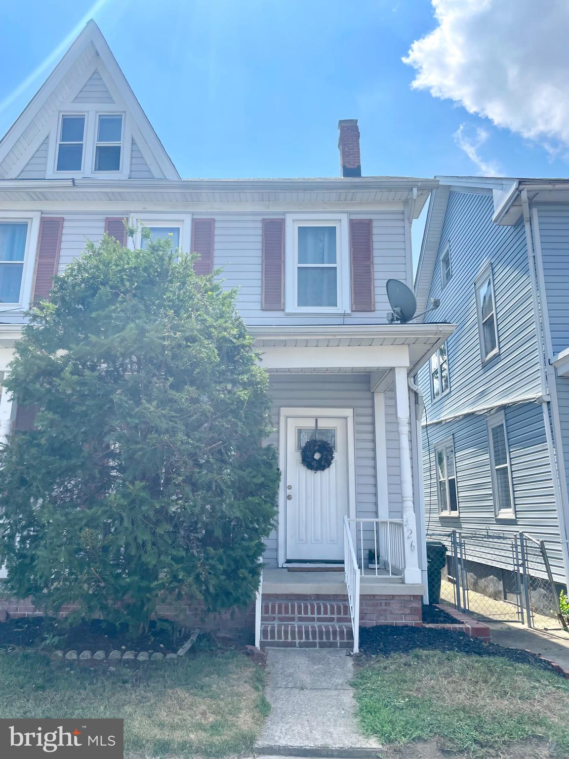 WEST END - Residential