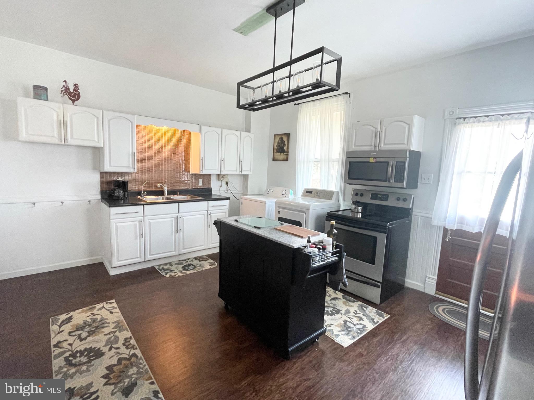 WEST END - Residential