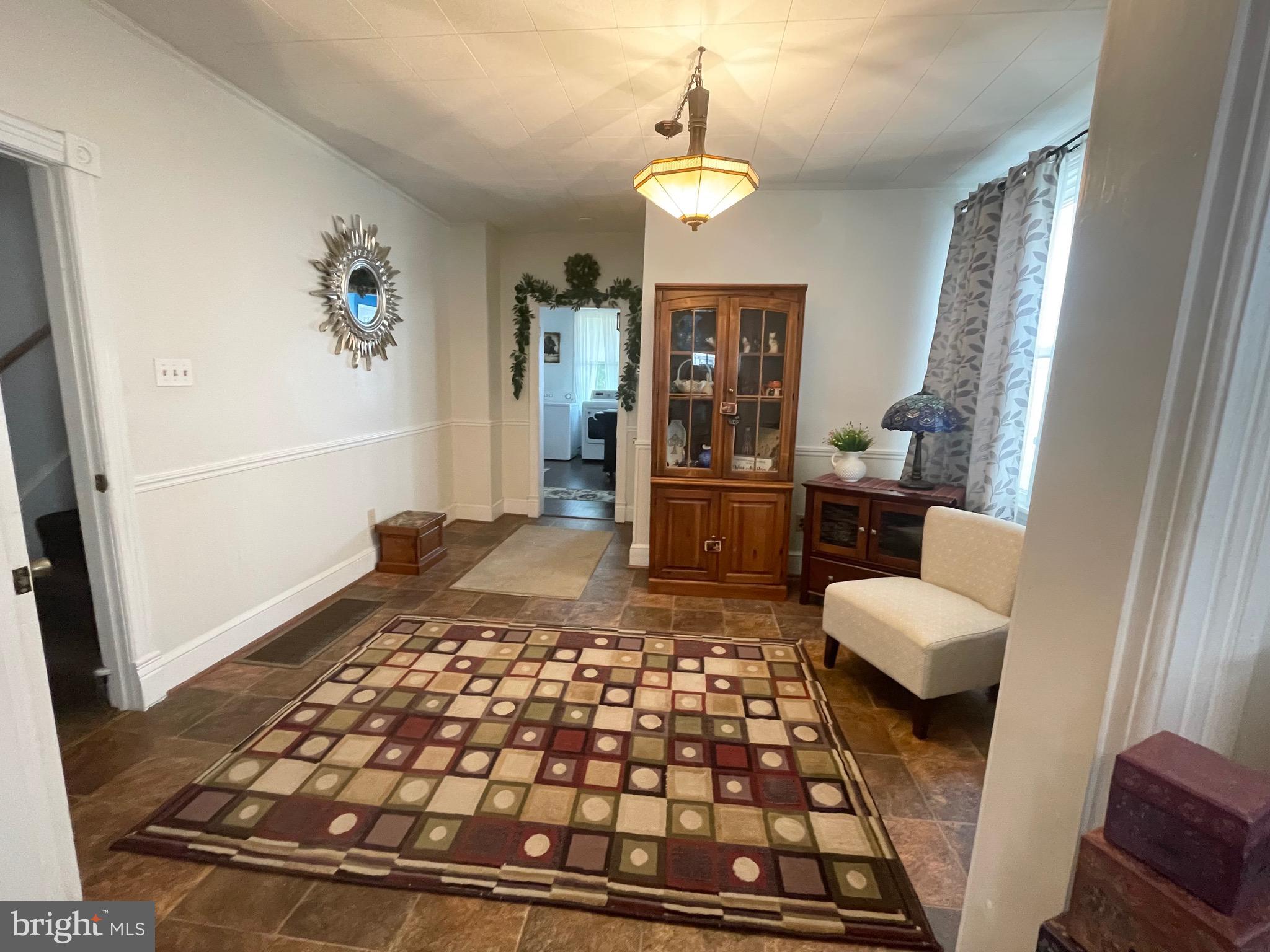 WEST END - Residential