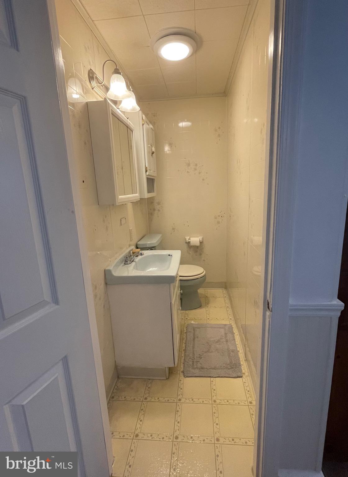 WEST END - Residential