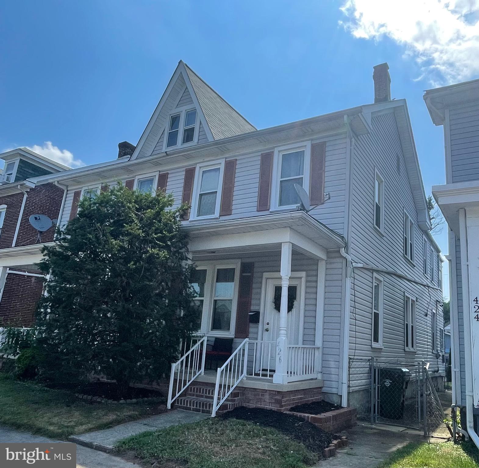 WEST END - Residential