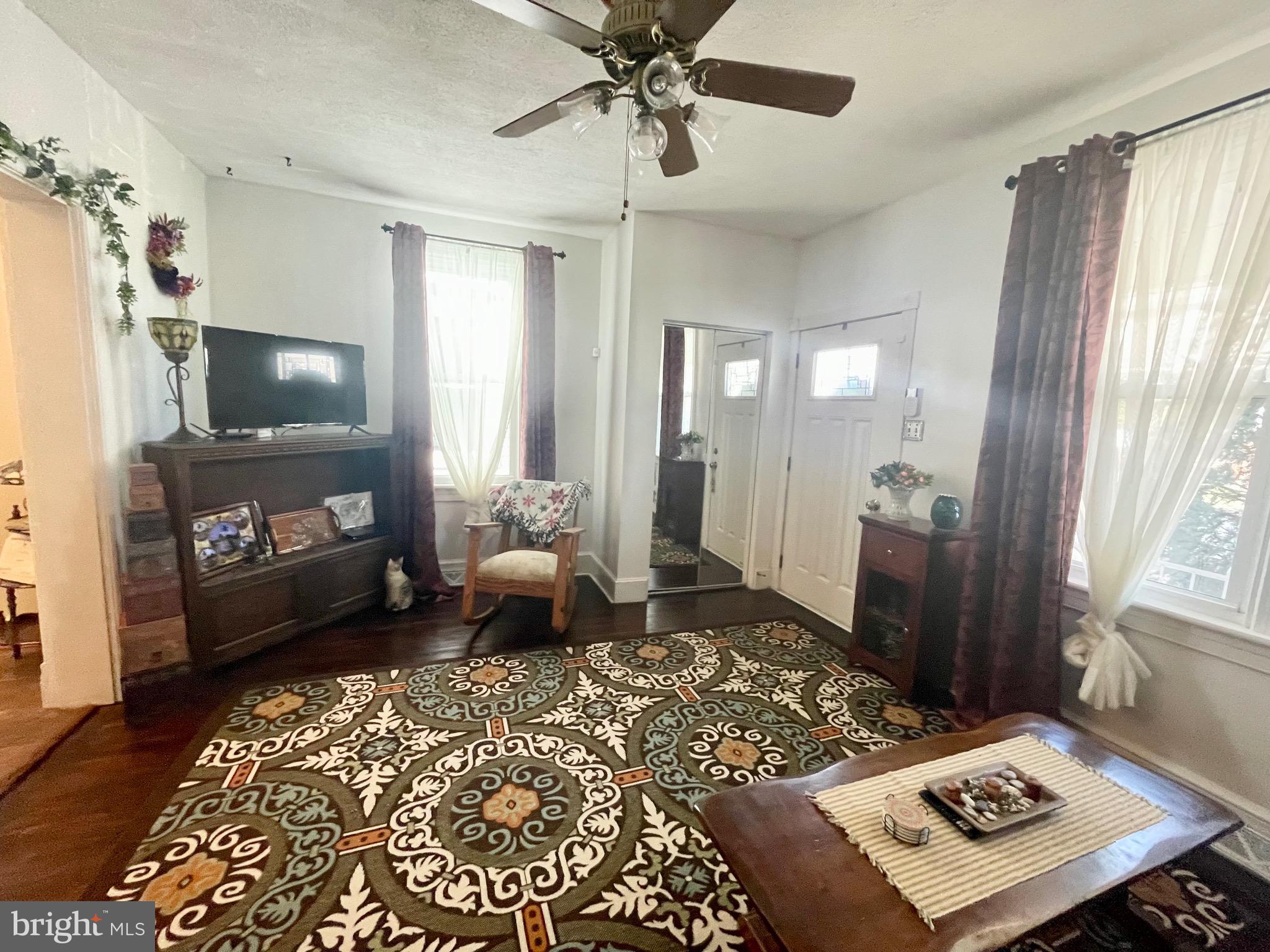 WEST END - Residential