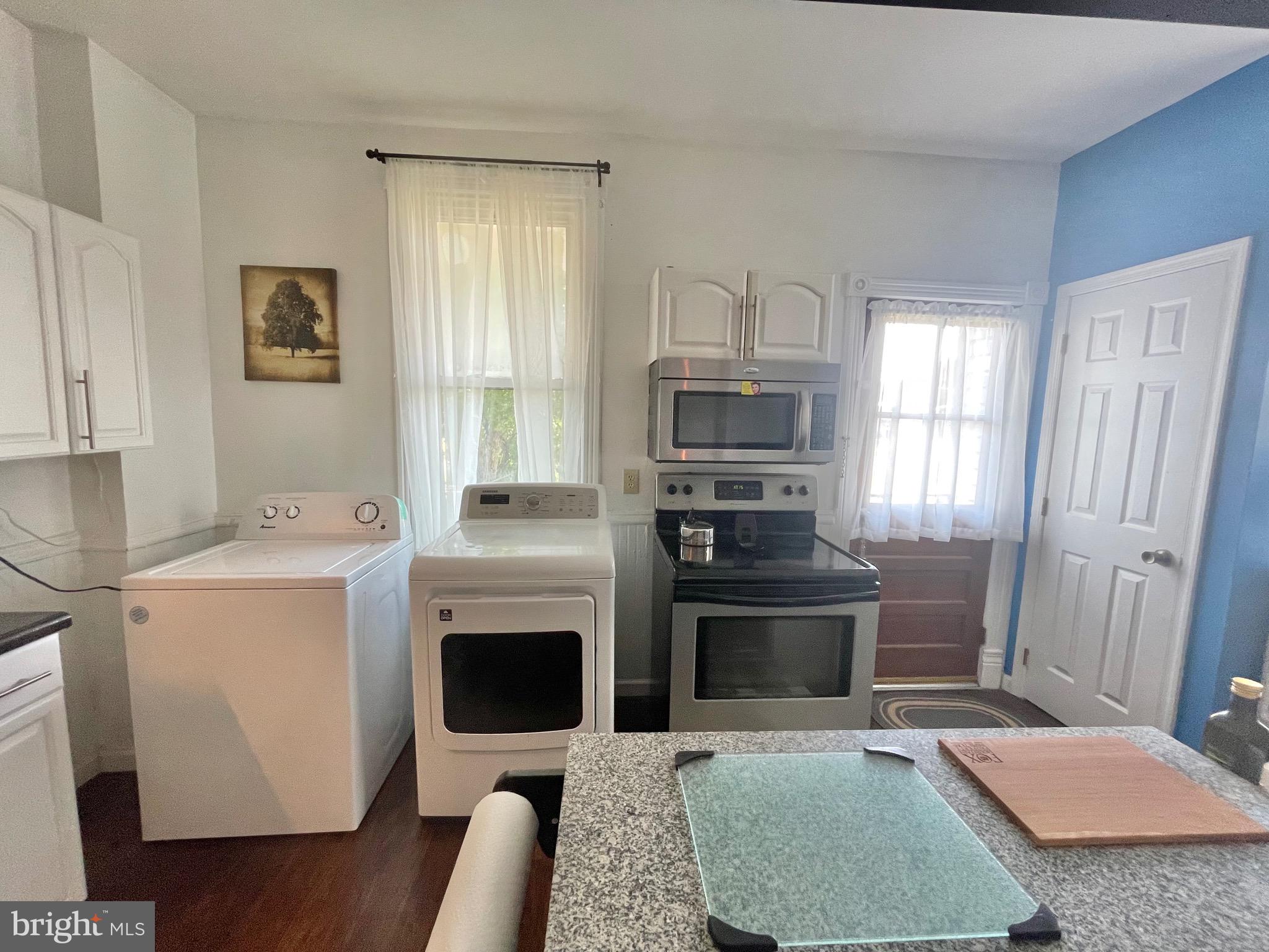 WEST END - Residential