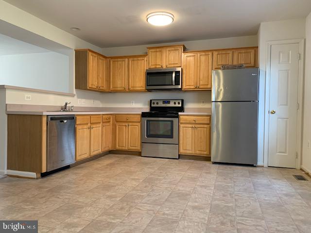 LIBERTY PLACE - Residential Lease