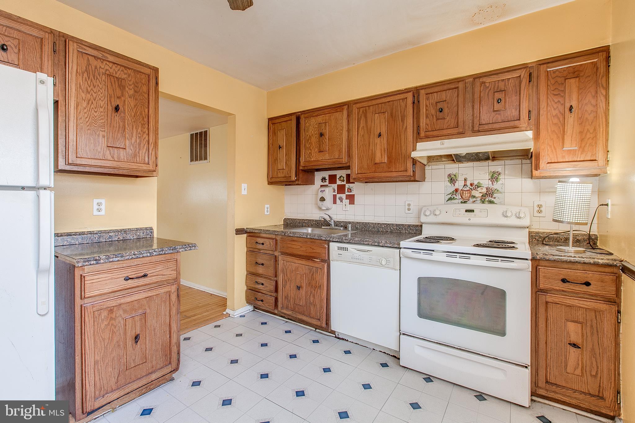 EMORY GROVE HILLS - Residential